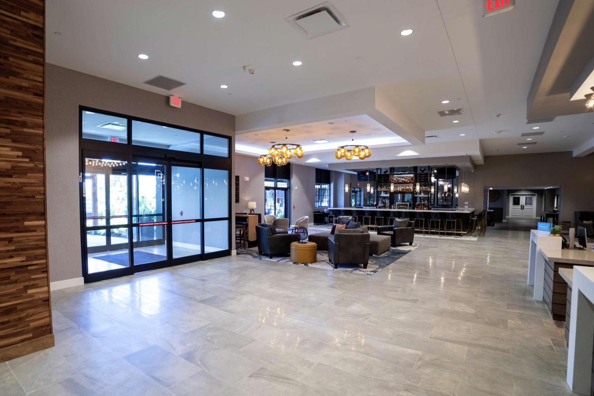 Hilton Garden Inn Spartanburg Exterior foto