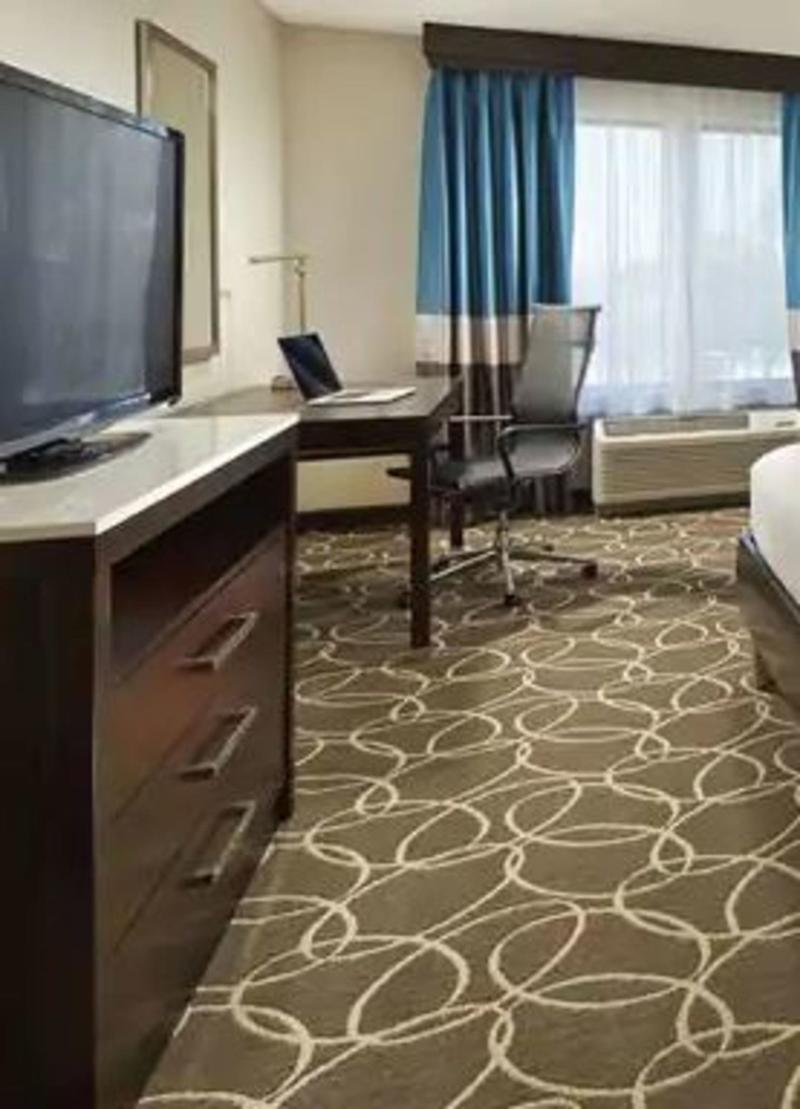 Hilton Garden Inn Spartanburg Exterior foto